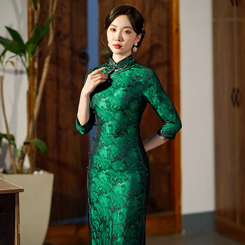 Green Summer Cheongsam Ilgi Mandarīnu Apkakles Qipao Mežģīņu Kleitu Modes Ķīniešu Stila Kleitas Plus Lieluma 3XL Darbības Kostīms1