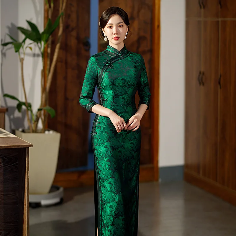 Green Summer Cheongsam Ilgi Mandarīnu Apkakles Qipao Mežģīņu Kleitu Modes Ķīniešu Stila Kleitas Plus Lieluma 3XL Darbības Kostīms3