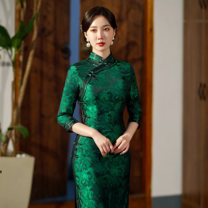 Green Summer Cheongsam Ilgi Mandarīnu Apkakles Qipao Mežģīņu Kleitu Modes Ķīniešu Stila Kleitas Plus Lieluma 3XL Darbības Kostīms4