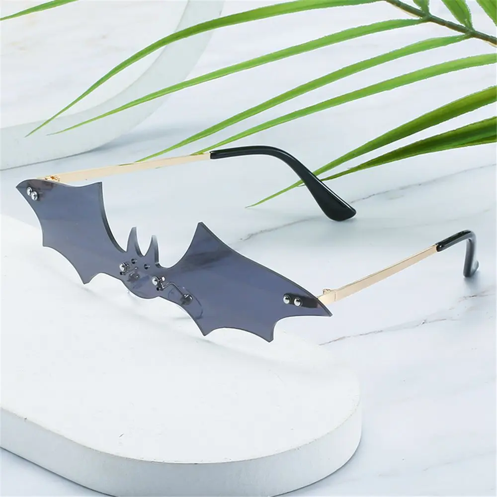 Modes Bez Apmales Vīriešu Saulesbrilles Sieviešu Moderns Bat Formas, Saules Brilles Vintage Black Mirror Lēcas Metāla Rāmis Ar Velosipēdu, Saules Brilles1