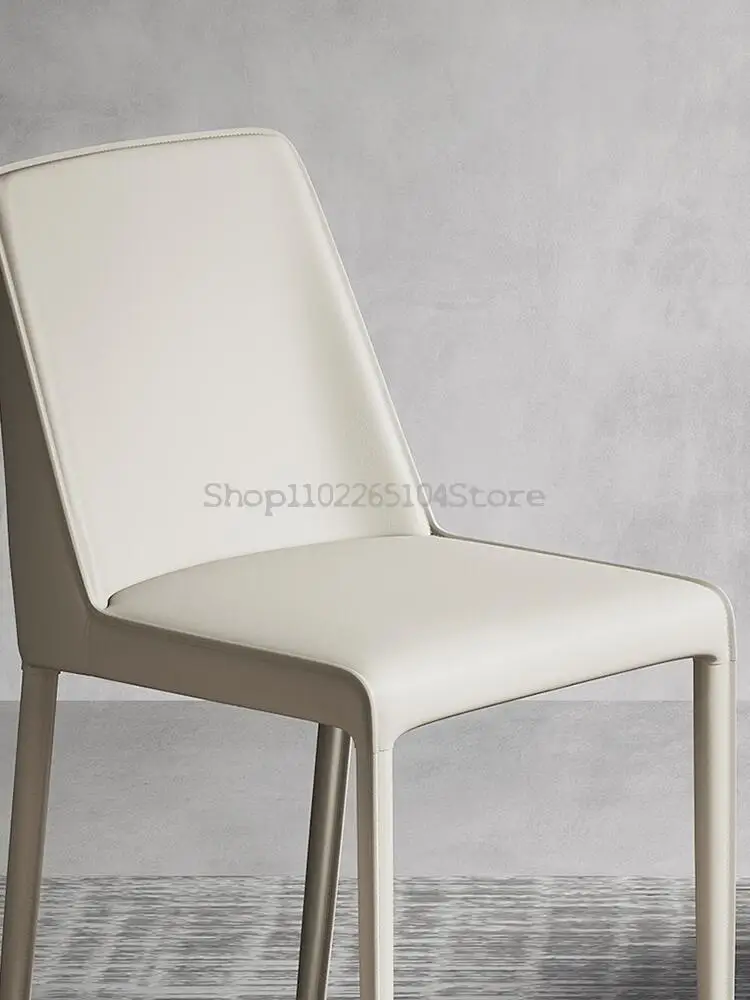 Mūsdienīga augstas klases seglu ādas grims krēslu mērci izkārnījumos itālijas minimālisma ādas krēsls, atzveltnes krēsls, sadzīves dizainers4