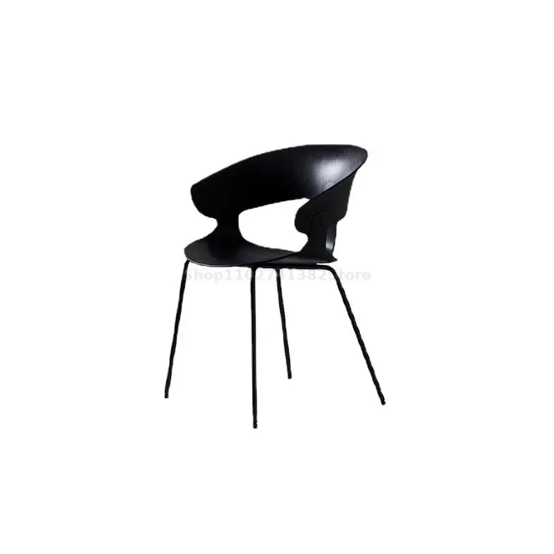 Ziemeļvalstu Plastmasas Ēdamistabas Krēsls Modernā Minimālisma Āra Kāzu Guļamistaba Atpūtas Krēsli Restorāns Comedor Rotangpalmas Mēbeles5
